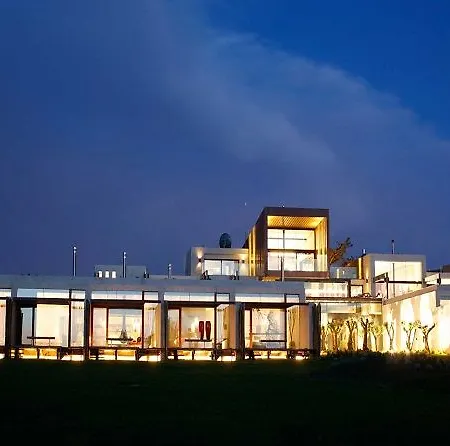 Areias Do Seixo Charm & Residences Hotel 5*
