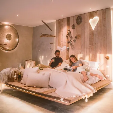 Areias Do Seixo Charm & Residences Hotel A dos Cunhados